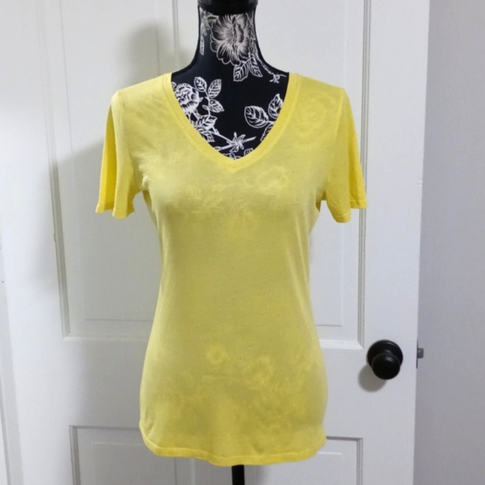🌞LOFT🌞 - Yellow S/S V-Neck Tee